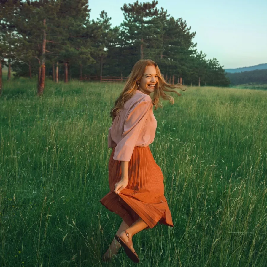 Descubre un mundo donde el estilo se encuentra con las puestas de sol, y cada momento en el medio es una expresión artística #galeriadevida #vidainteresante